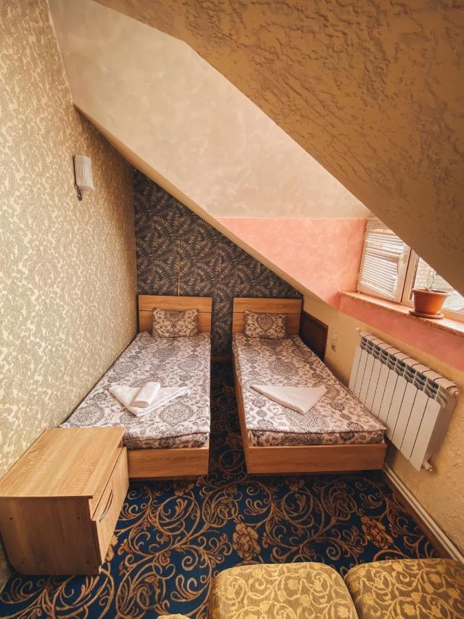 Crystal Villa Hotel エレバン エクステリア 写真